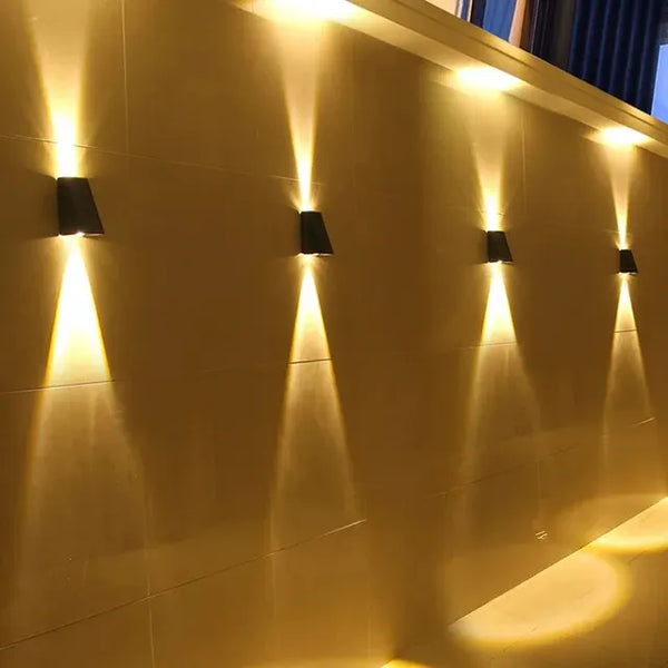 BrightEarth éclairage solaire pour allées écoénergétiques