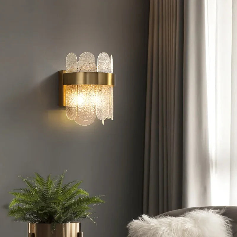 Applique Élégante CrystalGlow – Éclat Intemporel et Éclairage Exclusif