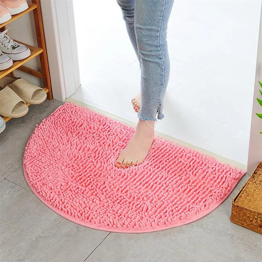 CozyCurve - Tapis de porte en peluche demi-rond pour un accueil chaleureux