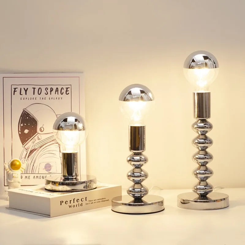 LumiSphere – Lampe de table moderne avec écran en verre miroir