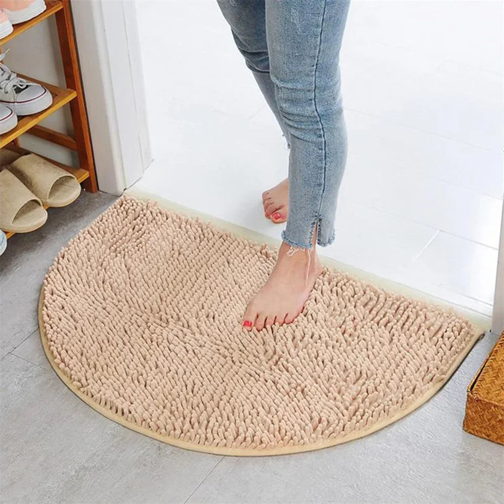 CozyCurve - Tapis de porte en peluche demi-rond pour un accueil chaleureux