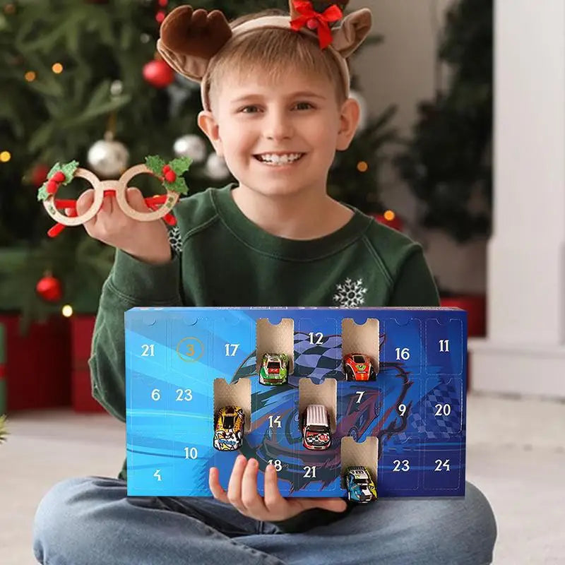 24 pièces de jouets de voitures de course en bois - Calendriers de l'Avent décoratifs pour Noël