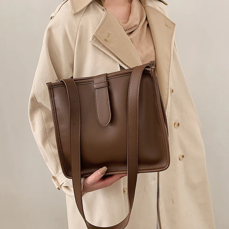 Sac Long à Bandoulière Essentiel Luxe pour Femmes