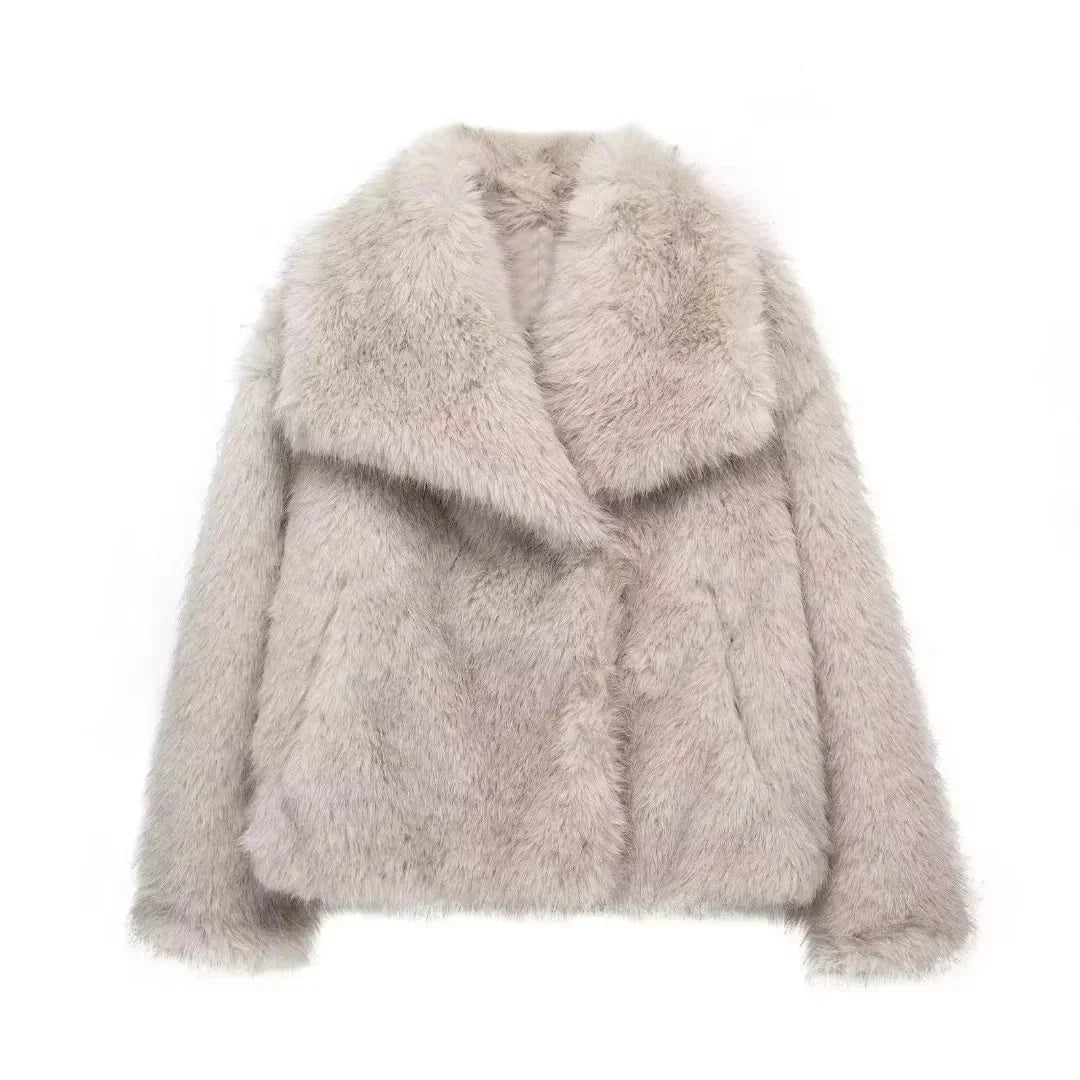 Corrine - Veste oversize en fausse fourrure à col large