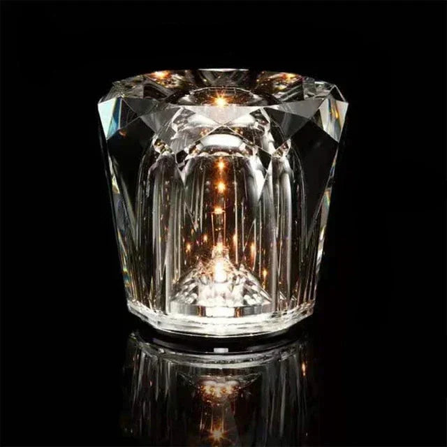 LumiGleam - Lampe de table à facettes en cristal