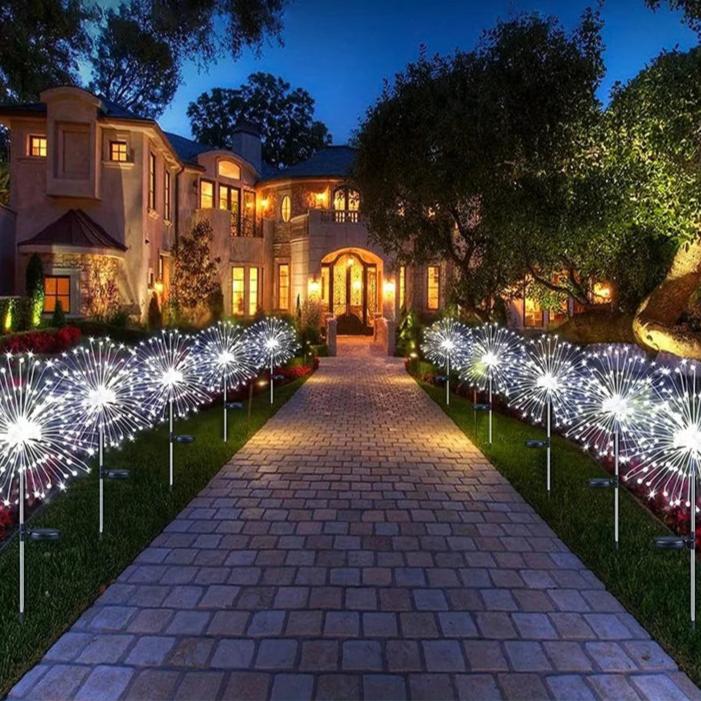 Lumière LED solaire en forme de feu d'artifice