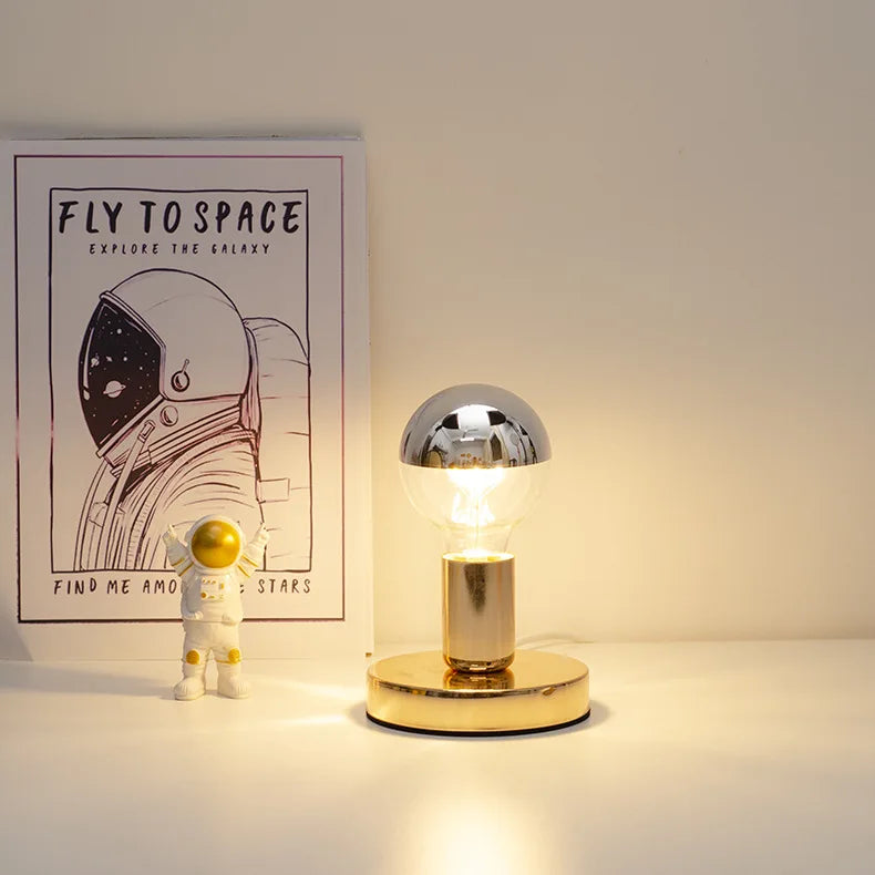 LumiSphere – Lampe de table moderne avec écran en verre miroir