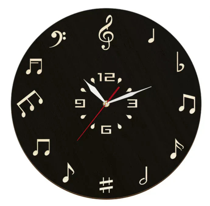 Horloge murale artistique NoteRhythm – Design avec des notes musicales pour intérieurs modernes