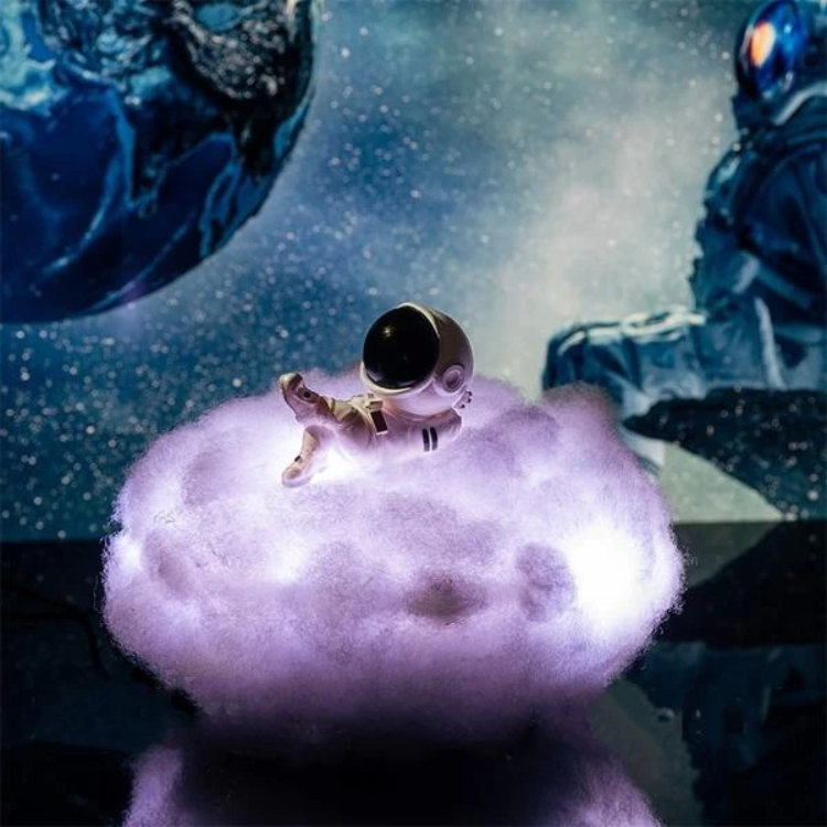CosmicCloud - Lampe de nuit astronaute ciel