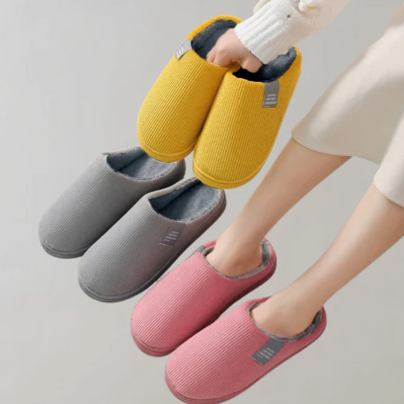 Chaussons d'intérieur en peluche Gil CozyHome
