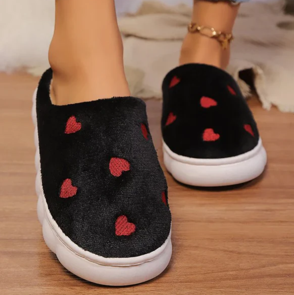 Chaussons en polaire doux en forme de cœur