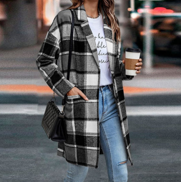 Cozy Vibes | Manteau à carreaux pour femme