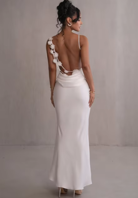 Marga | Robe longue décolletée à fleurs avec dos dénudé