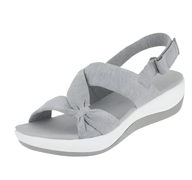 Valeriia - Compensées à bride avec détails de nœud pour un chic sans effort