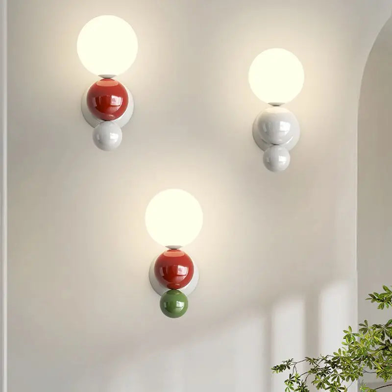 BubbleGlow – Applique murale sphérique moderne