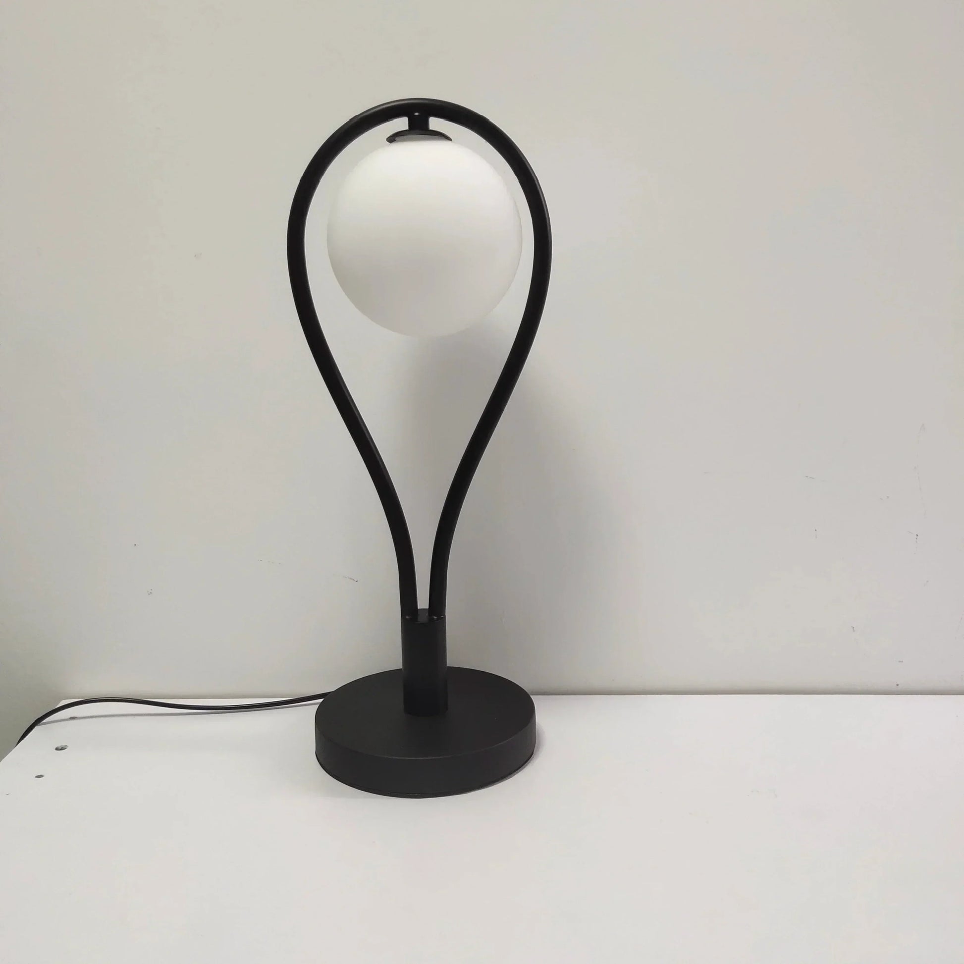 LumiSphere - Lampe de table moderne minimaliste