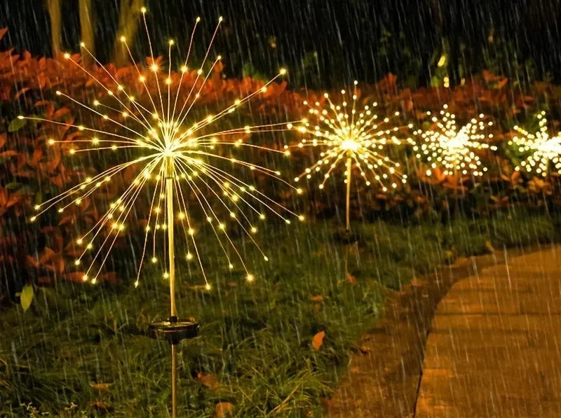 Lumière LED solaire en forme de feu d'artifice