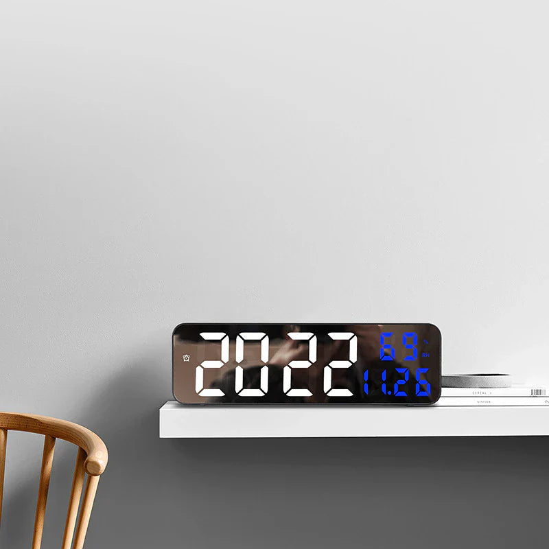 ClimaGlow Smart LED-montre – Vue d'ensemble du temps et du climat