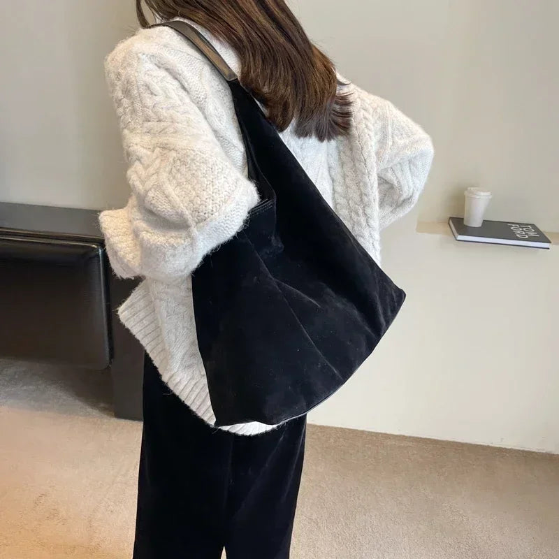 Edna - Sac en velours décontracté et doux avec design de pantalon