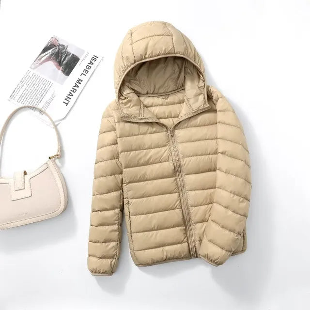 Manteau en duvet ultraléger et compactable avec capuche Nova