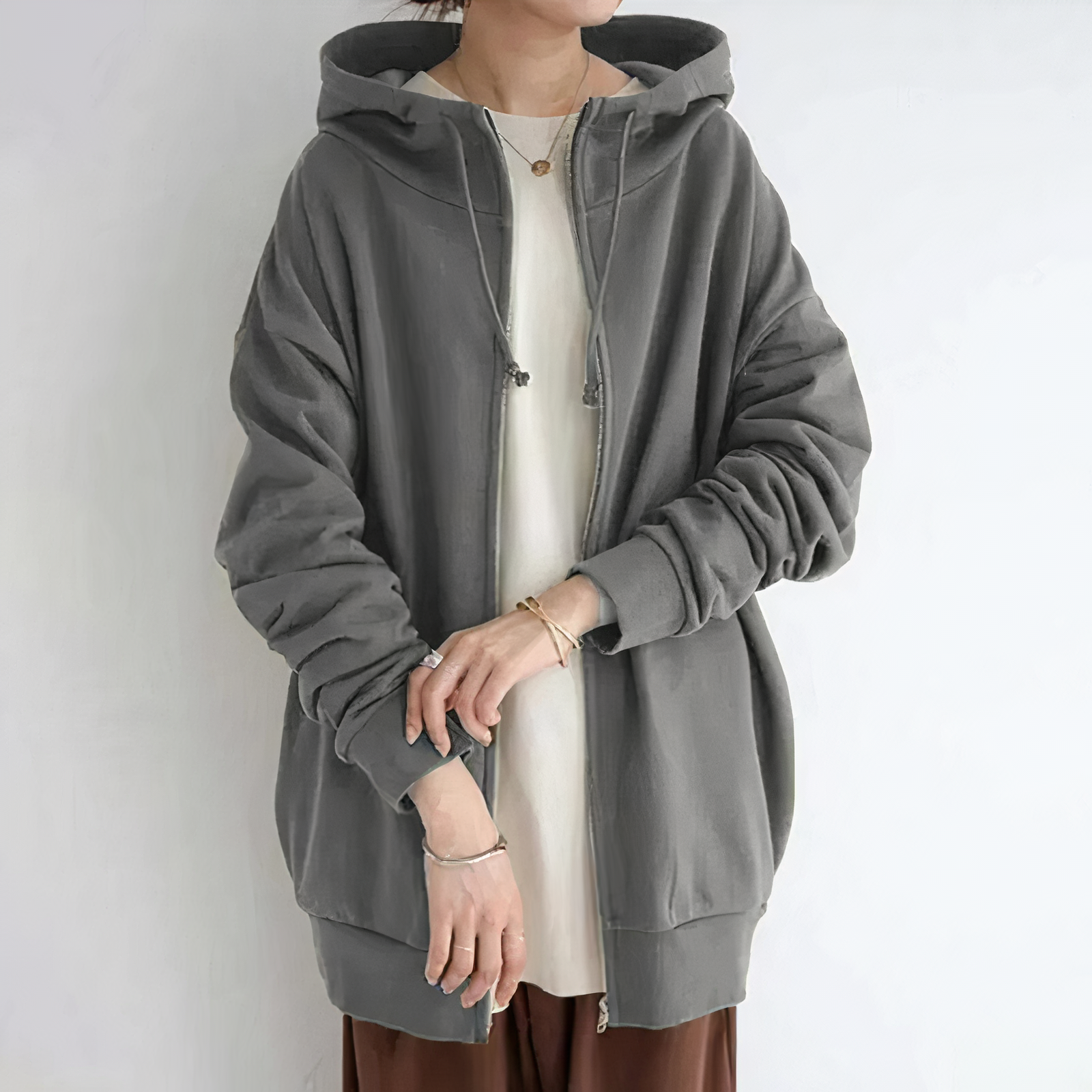 Ava - Sweat à capuche oversize avec zip et poches