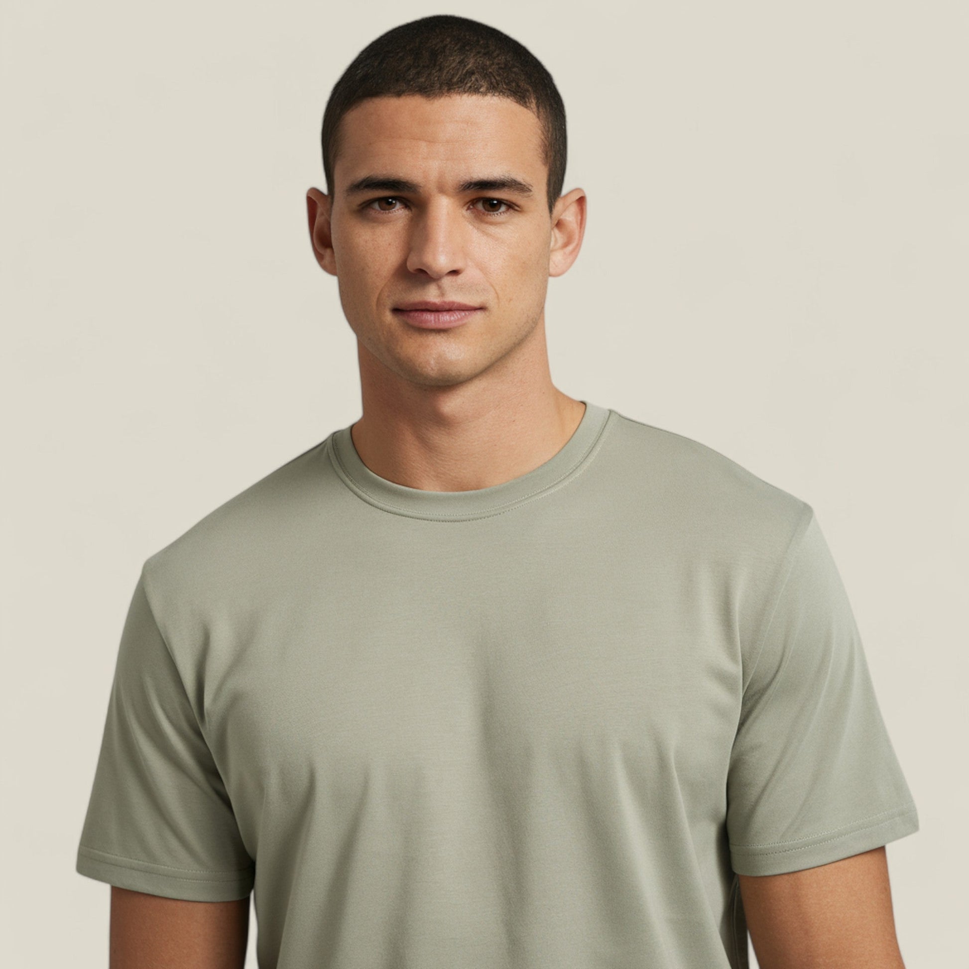 Noah - T-shirt à col rond au style intemporel