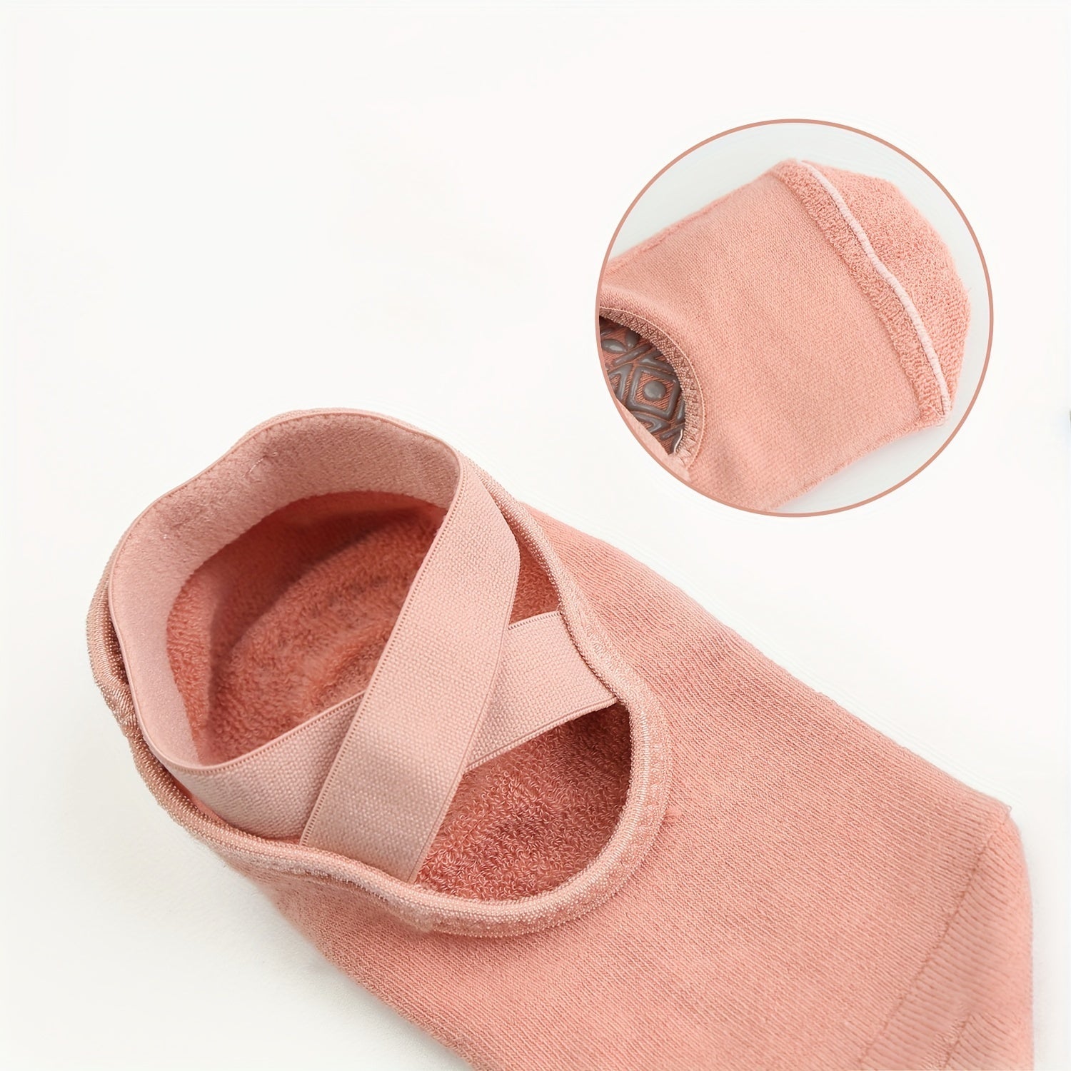 Flora | Chaussettes de yoga à bandoulière croisée pour stabilité