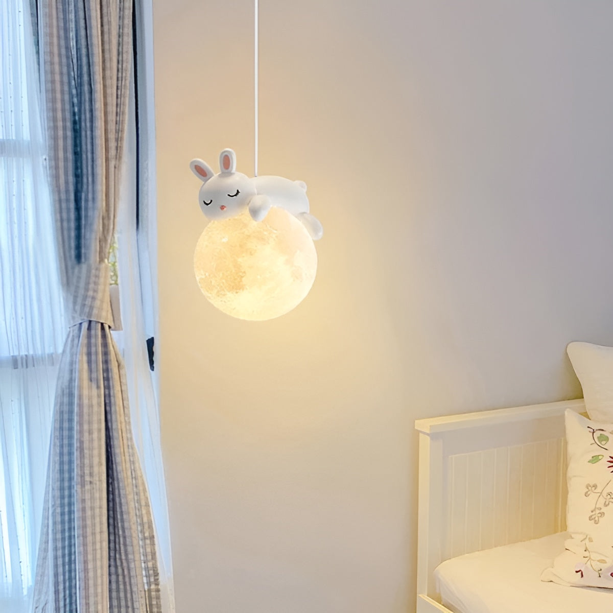 LunaPlay - pendule astucieuse pour la chambre d'enfant