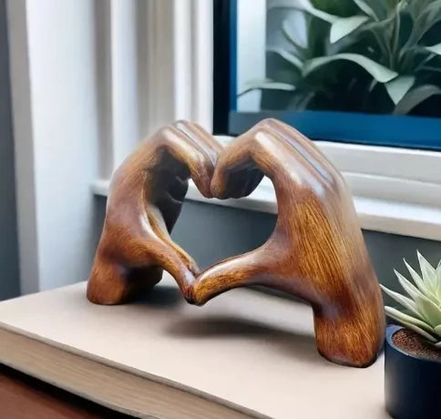 HeartGlow - Figurine décorative en forme de cœur au design élégant