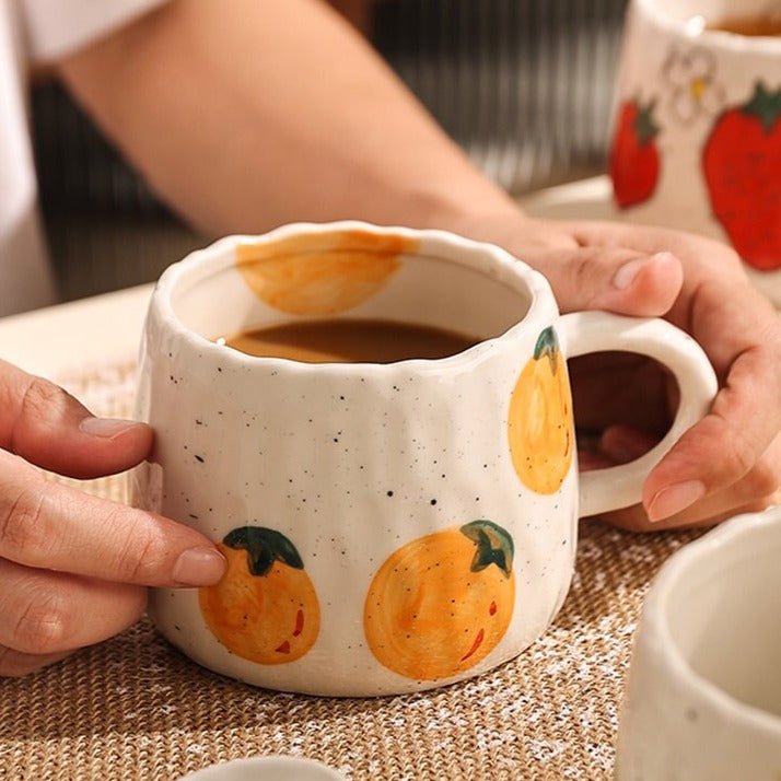 FruitiSip - Tasse en céramique vivante avec un art fruité ludique