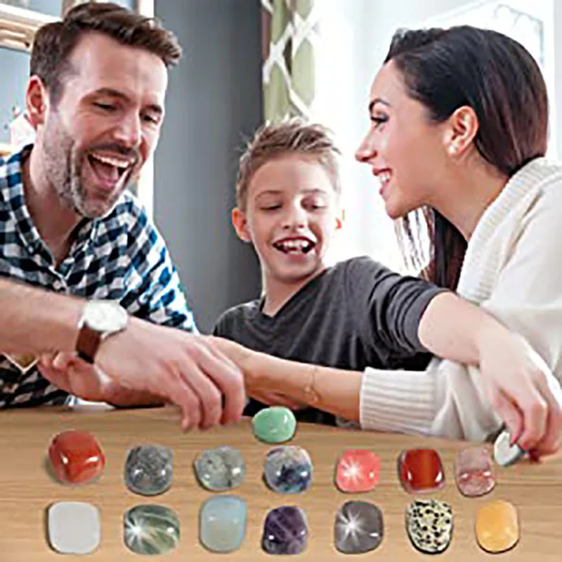 Calendrier de l'Avent de Noël de 24 jours Boîte à cadeaux Collection de pierres naturelles