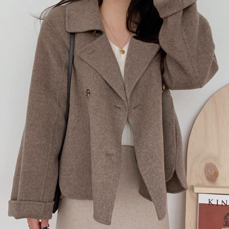 Birgitte - Manteau moderne à manches longues avec revers