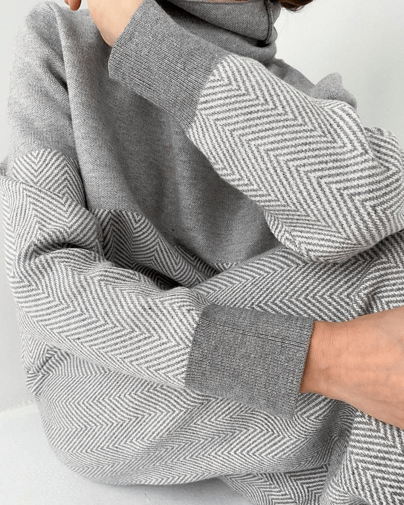 Ensemble Deux Pièces avec Pull Col Montant Cate et Pantalons à Jambe Largue