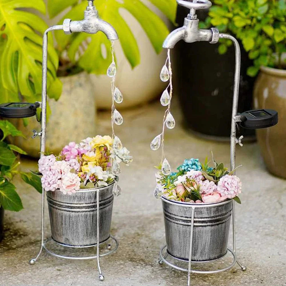 GlowDrop - Lampe en forme de goutte d'eau alimentée par énergie solaire