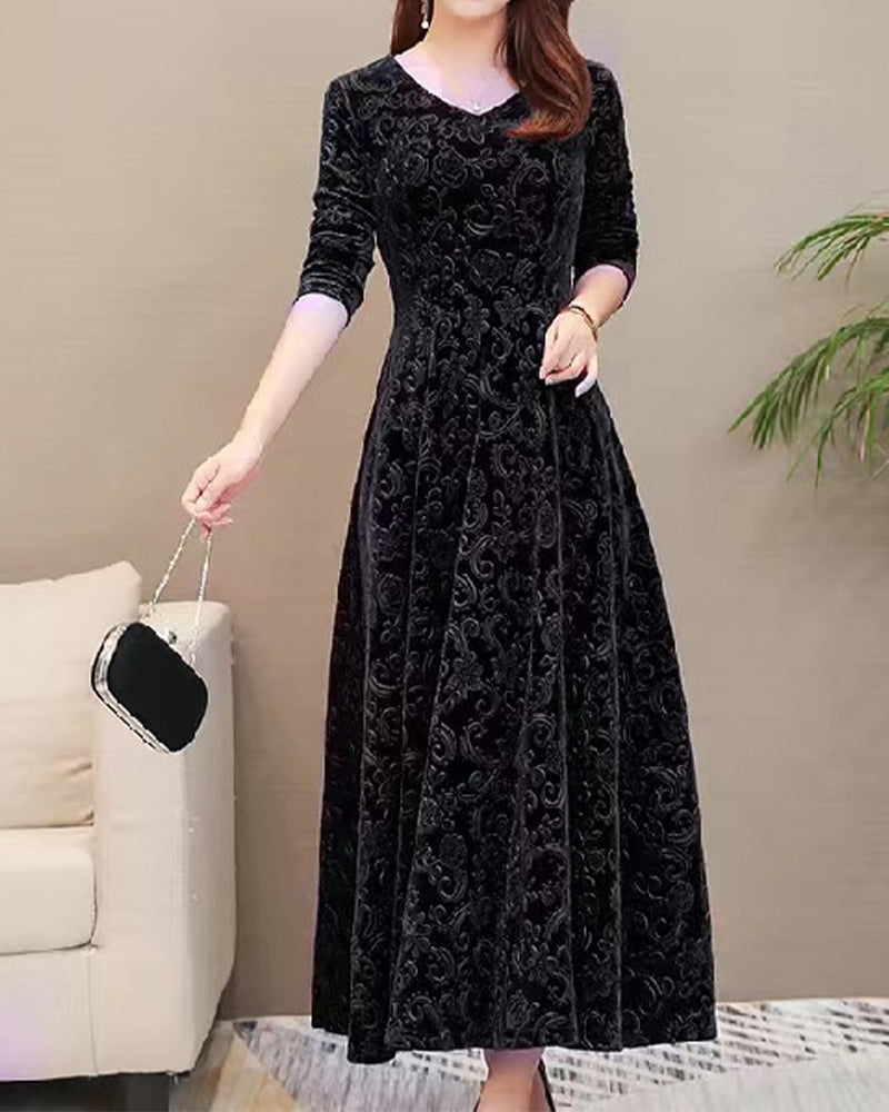 Robe Midi Élégante Isabella en Velours Doux – Sophistiquée et Intemporelle
