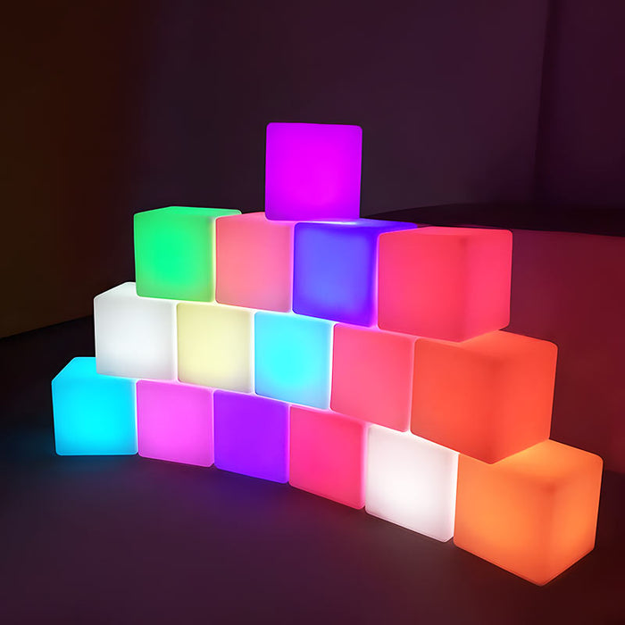 FlexiGlow – Veilleuse translucide en forme de cube