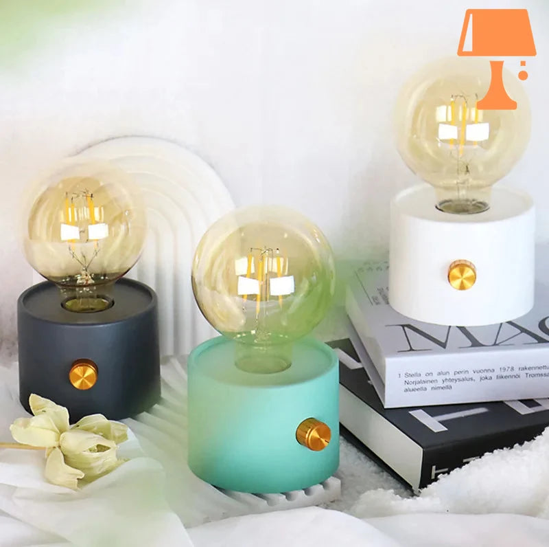 ClassiSphere – Lampe de table minimaliste avec globe en verre inspiré du vintage
