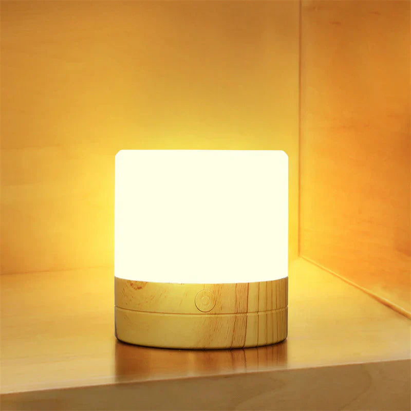 Lampe de Chevet Glow en Bois - Élégance Naturelle avec Éclairage Réglable