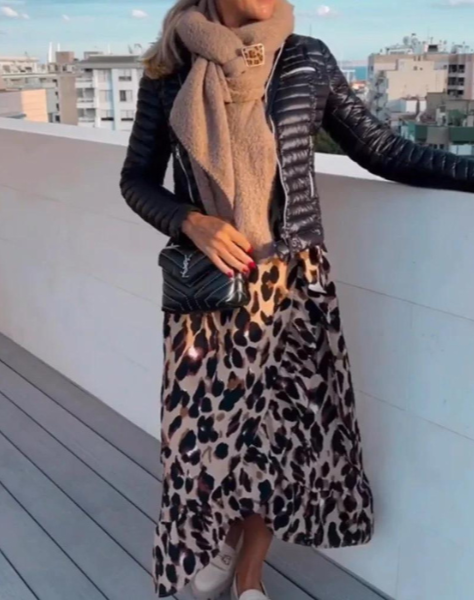Savannah | Robe Longue à Décolleté en V avec Motif Léopard