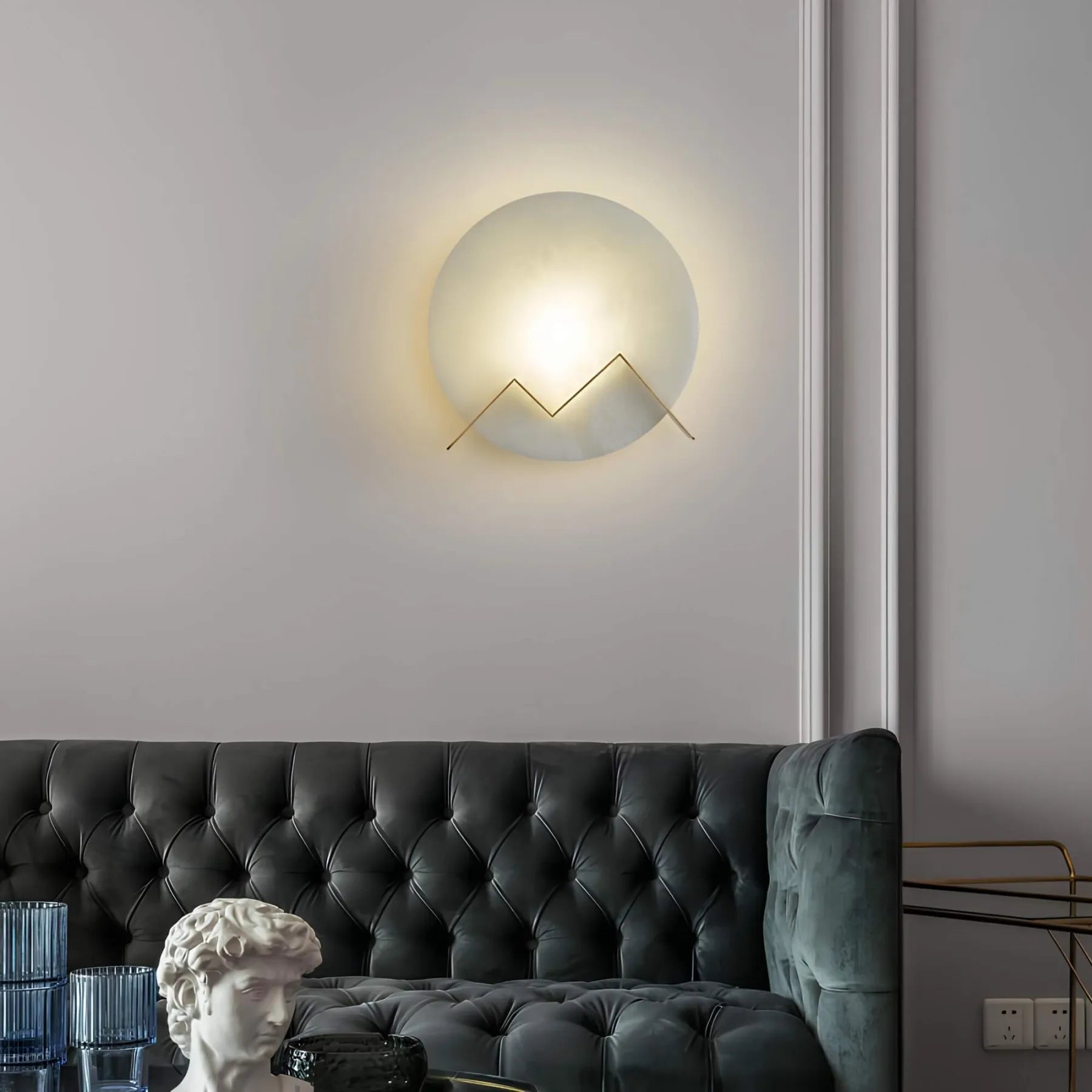 SummitGlow – Applique en laiton au design inspiré des montagnes