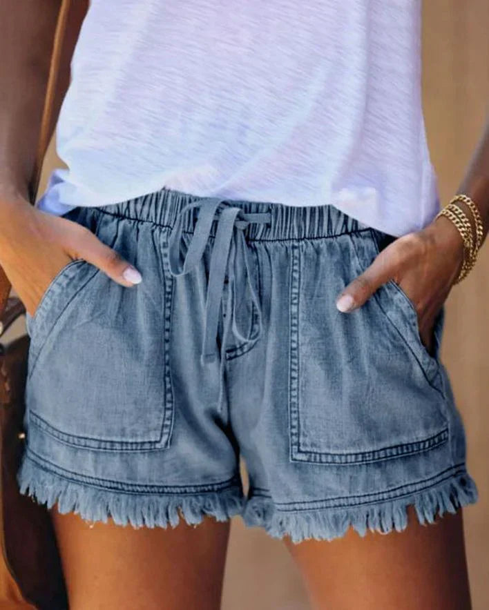 Shorts Chic Astrid avec cordon et coupe ajustée