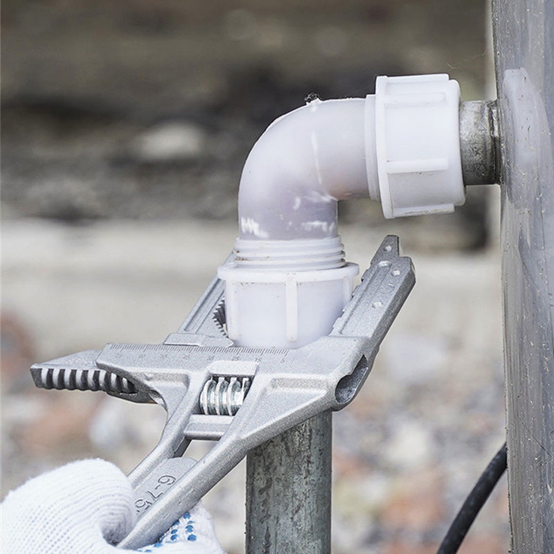 FlexiClé - Clé à molette réglable pour espaces exigus et réparations rapides