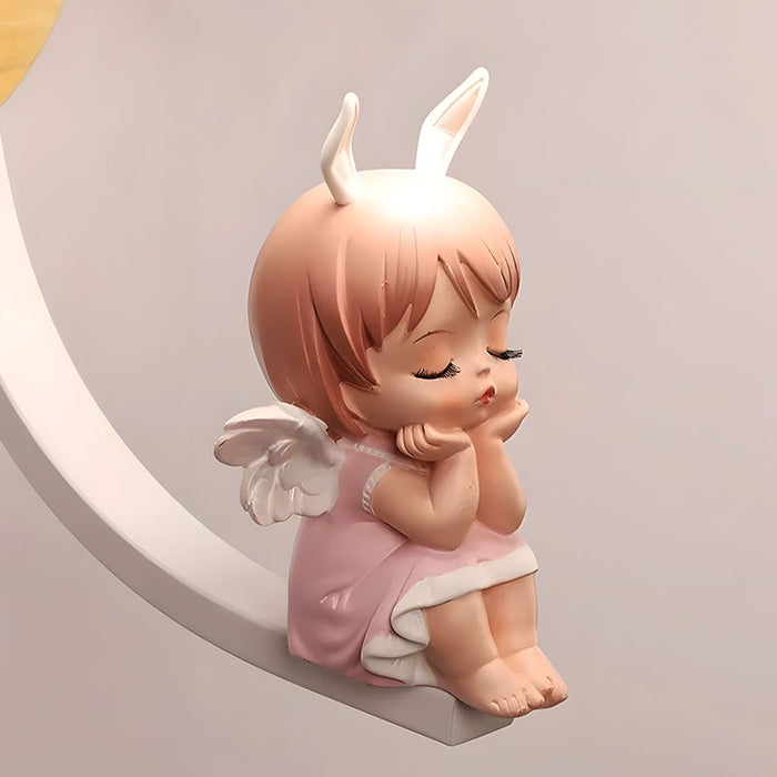 LumiAura – Applique murale élégante avec abat-jour conique et accent fantaisiste de fille lapine