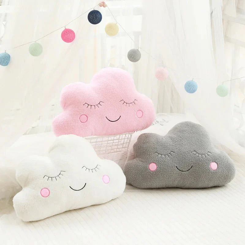 CloudyHug - Coussin en peluche en forme de nuage doux et mignon