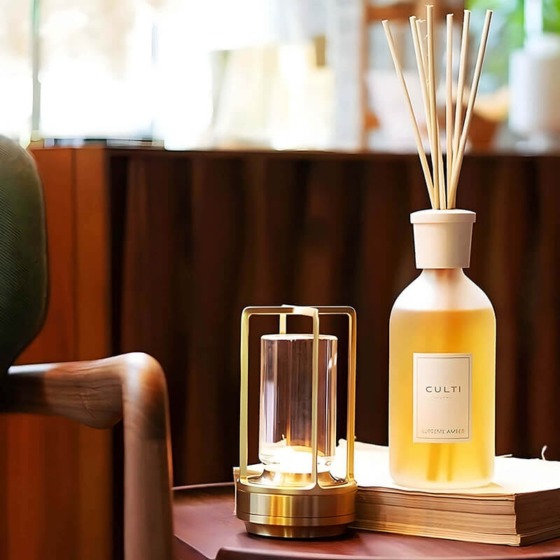 Lampe LED améliorant l'ambiance AuraLight