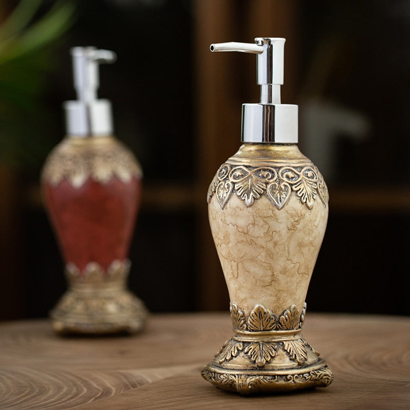 RegalPour - Distributeur de savon et de lotion inspiré par le vintage
