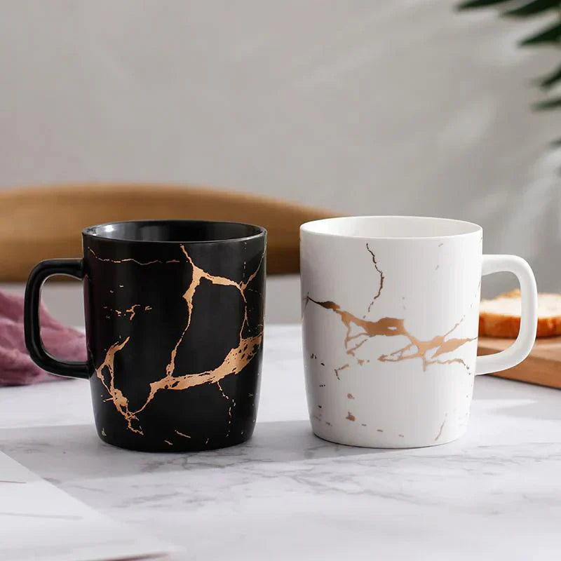 Tasse à café LumiStone avec motif frappant et finition brillante