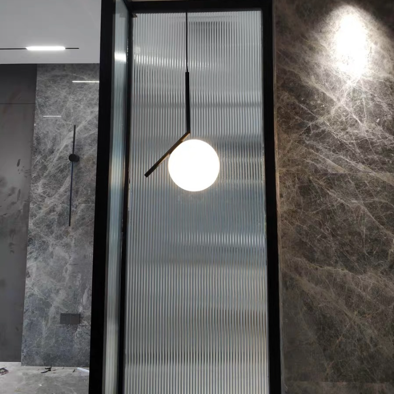 OpalShine - Élégant pendule de luxe