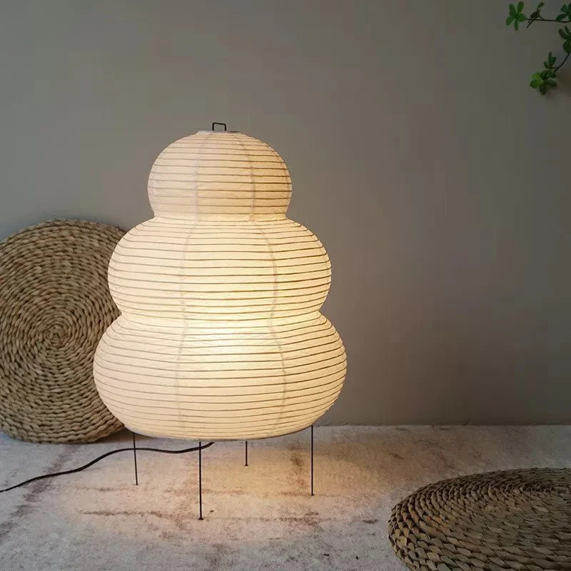 LumiGourd - Lampadaire artistique en papier à trois niveaux