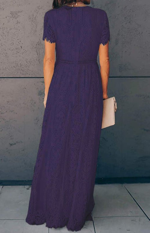 Élise - Robe élégante avec détails ouverts